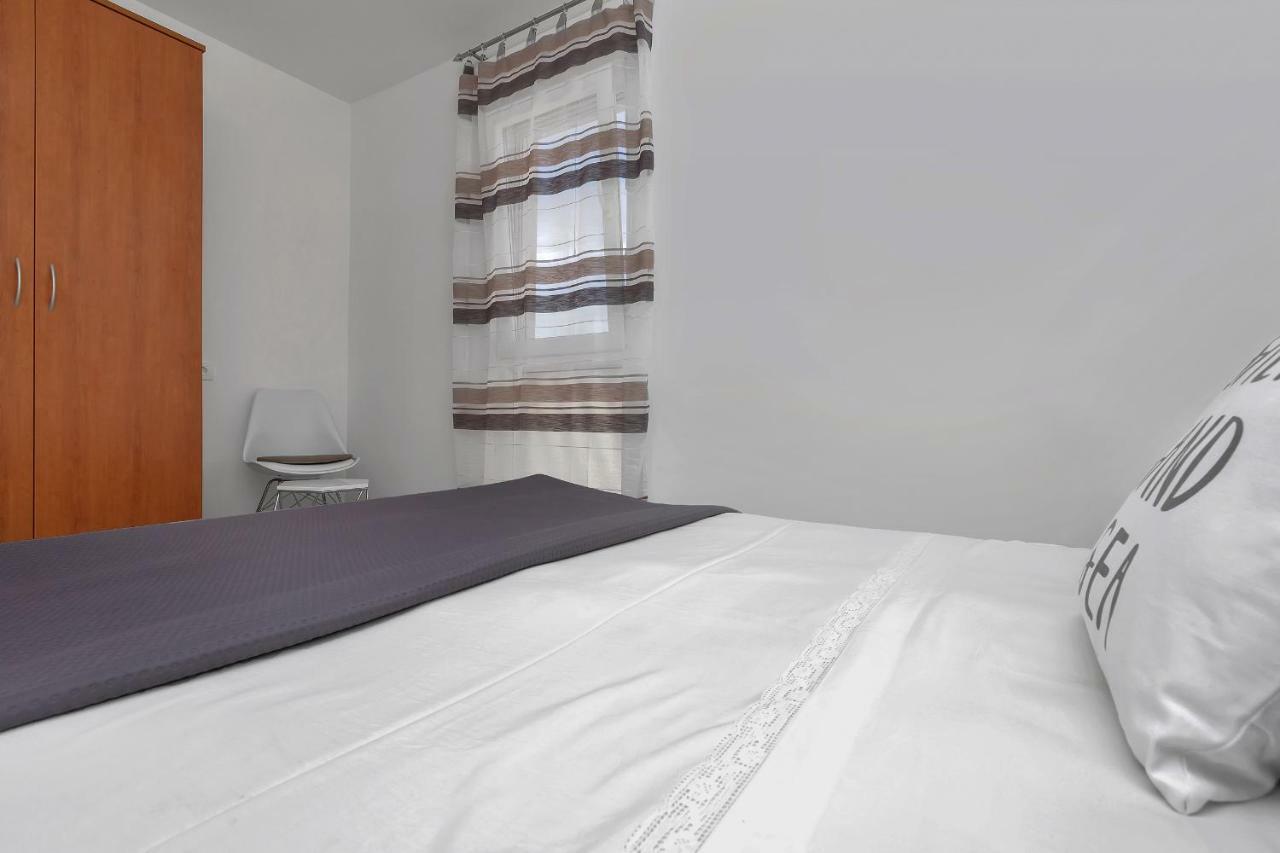 Apartment Kate ポドゥゴラ エクステリア 写真