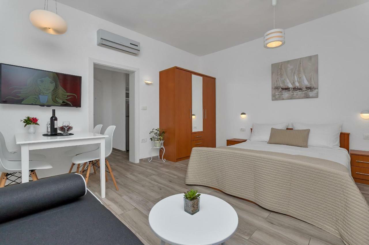 Apartment Kate ポドゥゴラ エクステリア 写真