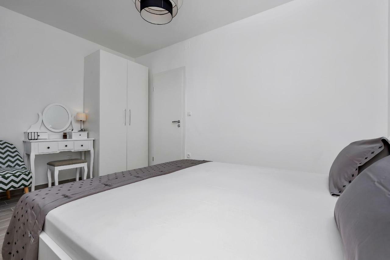 Apartment Kate ポドゥゴラ エクステリア 写真