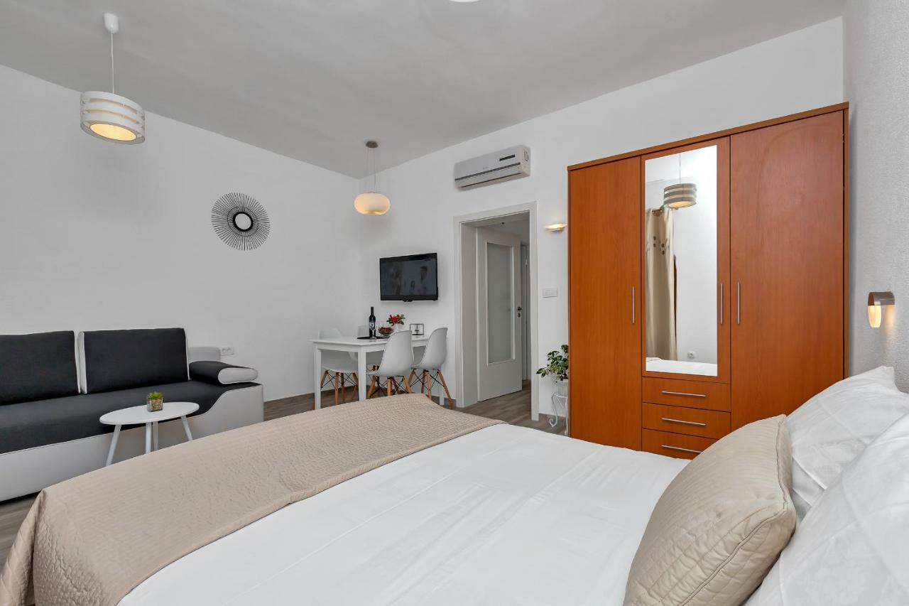 Apartment Kate ポドゥゴラ エクステリア 写真