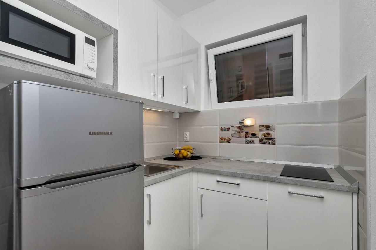 Apartment Kate ポドゥゴラ エクステリア 写真